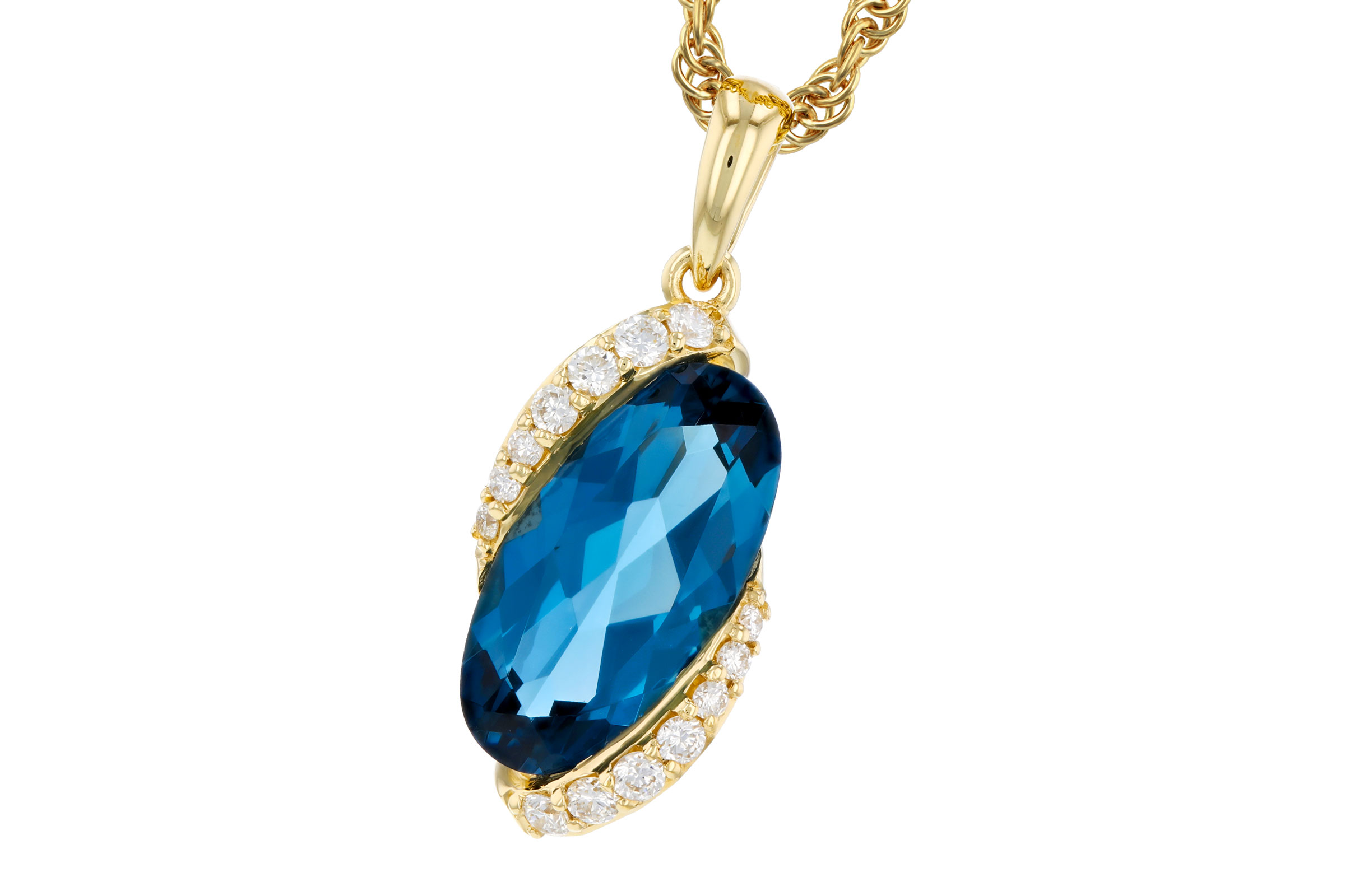 K285-02936: NECK 2.25 LONDON BLUE TOPAZ 2.37 TGW (12x6MM LBT)